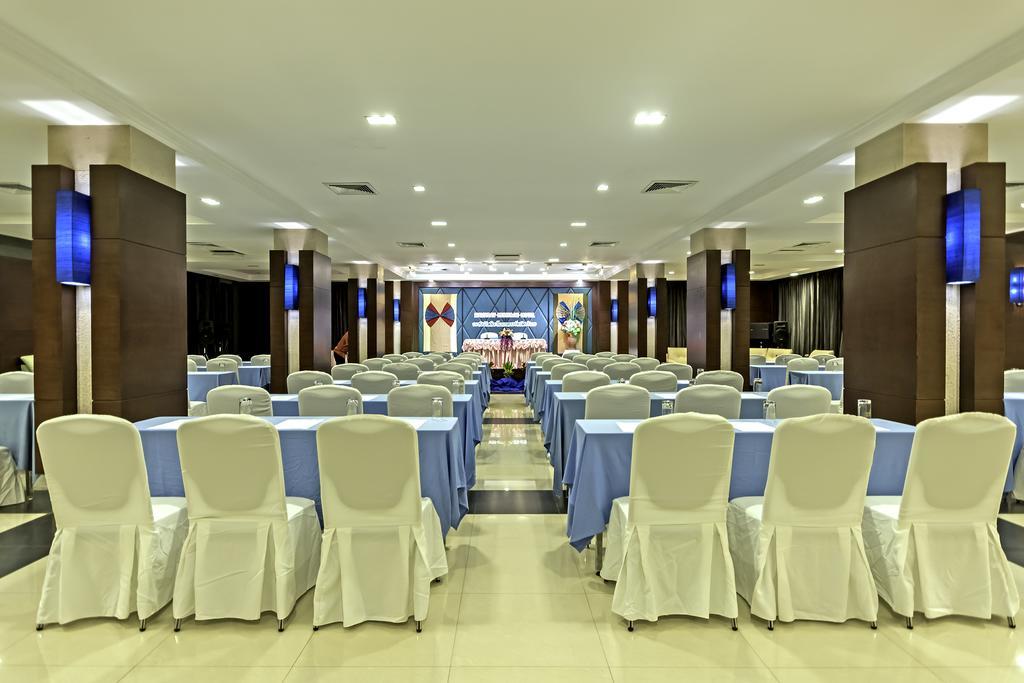 Navarat Heritage Hotel Kamphaeng Phet Esterno foto